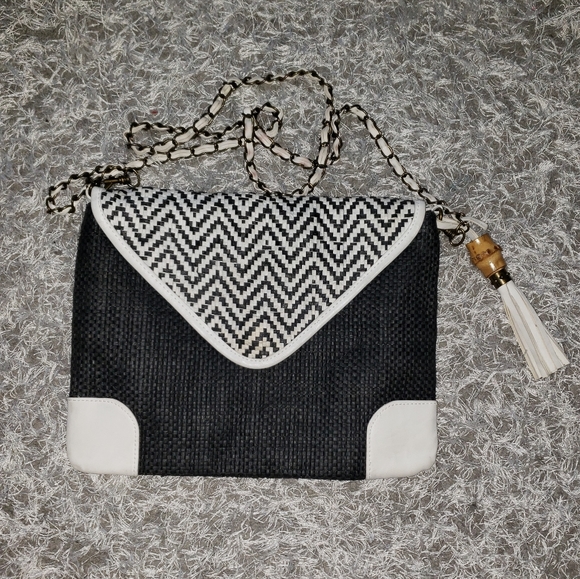 Straw Studios Handbags - 3/$12 Straw Studios Black & White Purse
